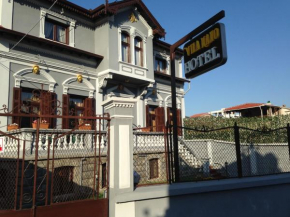 Hotel Vila Mano